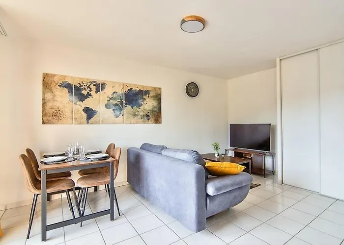 Appartement T2 Calme Et Lumineux A Proche Airbus