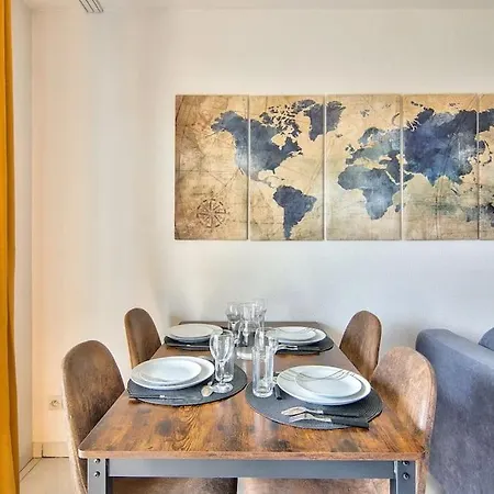 Apartment T2 Calme Et Lumineux A Proche Airbus
